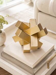Dekorasi Patung Resin Geometris Emas, Ornamen Meja Blok Terjalin Abstrak Modern untuk Ruang Tamu, Meja Kopi, Bufet, Lorong, Kamar Tidur, Meja Pajangan Estetik Rumah, Dekorasi Seni Kerajinan, Hadiah. - 1PC - View 7