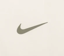 Jaket basket lengan panjang berkerah tegak dengan resleting dan logo merek Nike Icon, pria, warna hitam. - Hitam - View 2