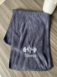 Handuk Olahraga Penyerap Keringat, Tersedia dalam 2 Ukuran, Terbuat dari Kain Mikrofiber, Desain Tepi Panjang, Lembut saat disentuh, Efektif menyerap keringat, Cocok untuk Gym, Lari, dan Olahraga Dalam/Luar Ruangan Lainnya - MultiWarna - View 10
