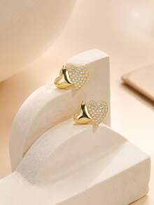 1 Pair Small Minimalist Fashion Versatile Heart-Shaped Women's Jewelry Earrings, Niche Design High-End Earrings - Heart Earrings - View 4