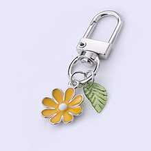1pc Cute Enamel Daisy Flower Keychain For Women, Colorful Mini Bag Charm With Leaf Pendant, Lightweight Keyring For Handbag Purse Backpack Gift - Quantity - View 13