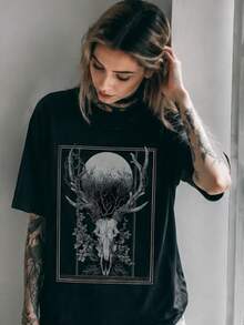 Gothic Deer Skull Graphic T-Shirt, Dark Academia Cottagecore Forestcore Style, Round Neck Slightly Stretch Tee, Ideal Gift For Summer & Autumn - Black - View 4