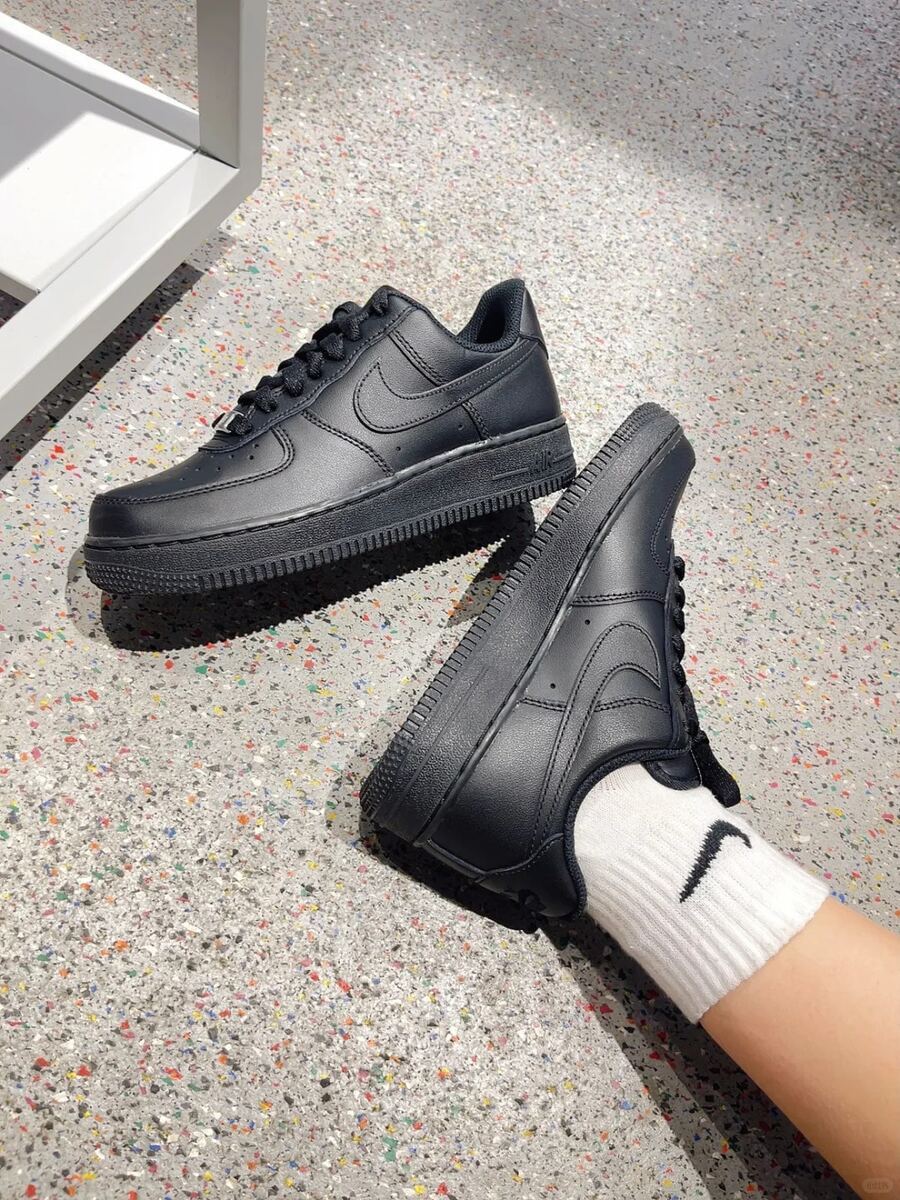 Nike Air Force 1 Low – Classic White And Black Sneakers For Men And Women