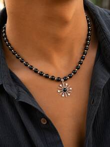 1pc Niche Unisex Black Beaded Radial Sun Pendant Necklace For Men And Women - Black - View 3