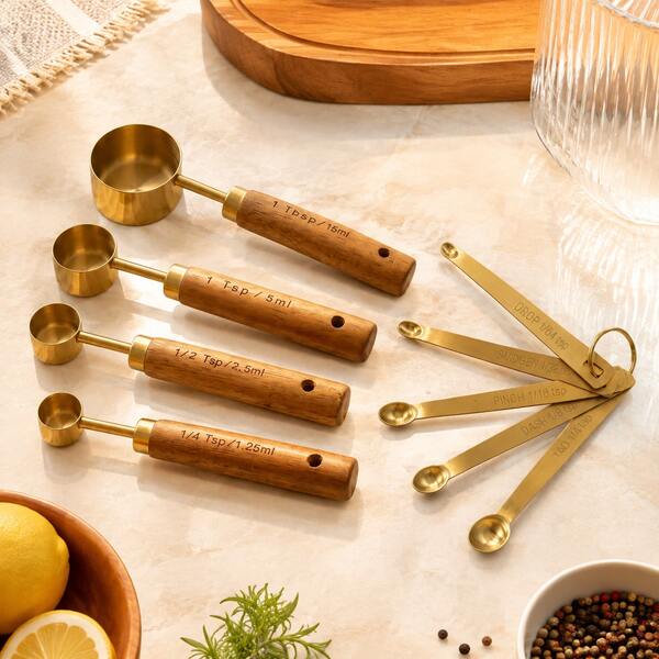 Multi-Piece Set Wooden Handle Stainless Steel Gold-Plated Measuring Cups And Spoons