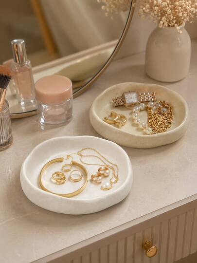 Decoratieve ringenopbergtray, keramische textuur sieradenopbergtray, kleine sieradenschaal, kan sleutels, horloges, munten en parfum bevatten, neutrale beige kaptafeltray, geschikt voor slaapkamerkaptafel, make-uptafel, kantoor, housewarming cadeau