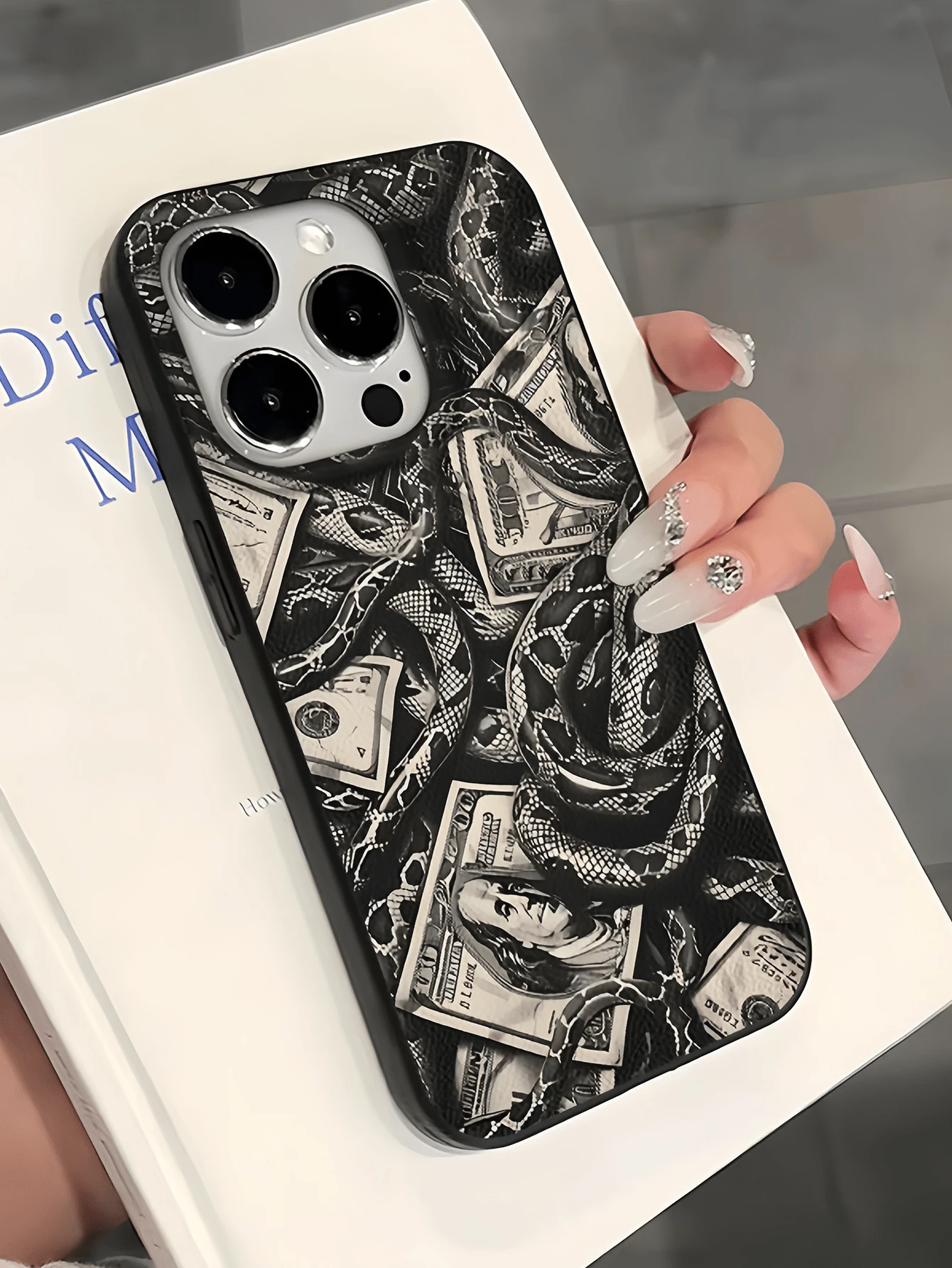 1pc Black Python Money Pattern Minimalist Full Coverage TPU Shockproof Phone Case Compatible With Apple 18 17 16 15 14 13 12 11 Pro Max Protective Shell Air - Multicolor - View 1