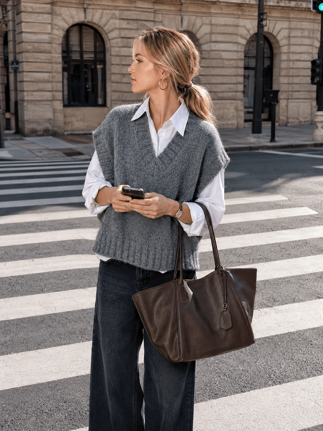 New Autumn/Winter Women's Minimalist V-Neck Pullover Vest - Light Grey - View 1