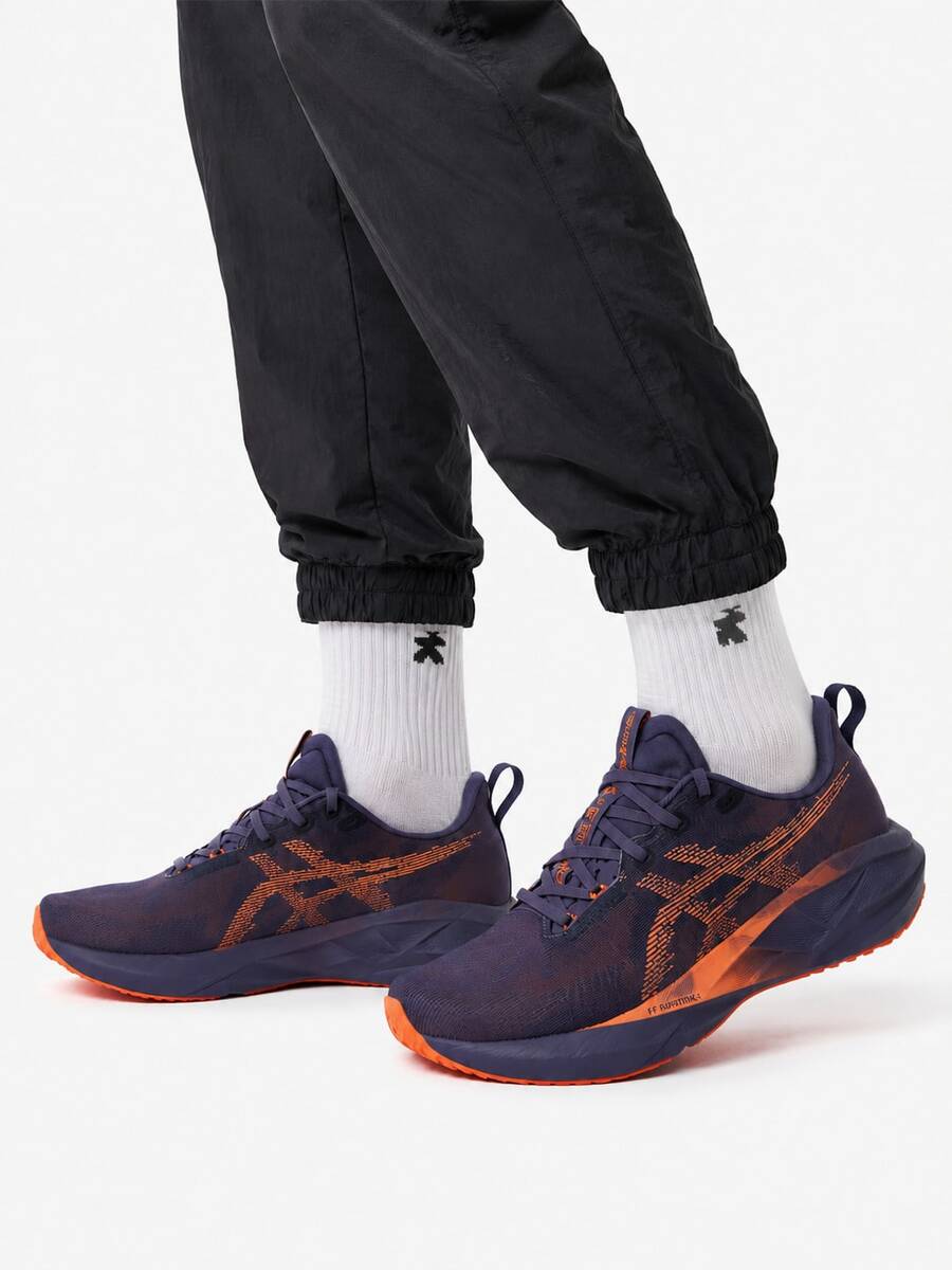 Asics New Men's NOVABLAST 5 Lightweight Breathable Training Shoes Cushioned Responsive Running Shoes - Grey-purple/Orange - View 1