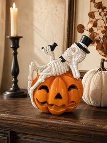 1 tượng trang trí Halloween hình bộ xương bí ngô, tượng xương hài hước rùng rợn kèm đèn lồng Jack O' Lantern, phong cách đội mũ cao, quạ và tư thế ngả lưng, trang trí Gothic để bàn, kệ, lò sưởi, decor nhà mùa thu - Mẫu mới - Xem 2