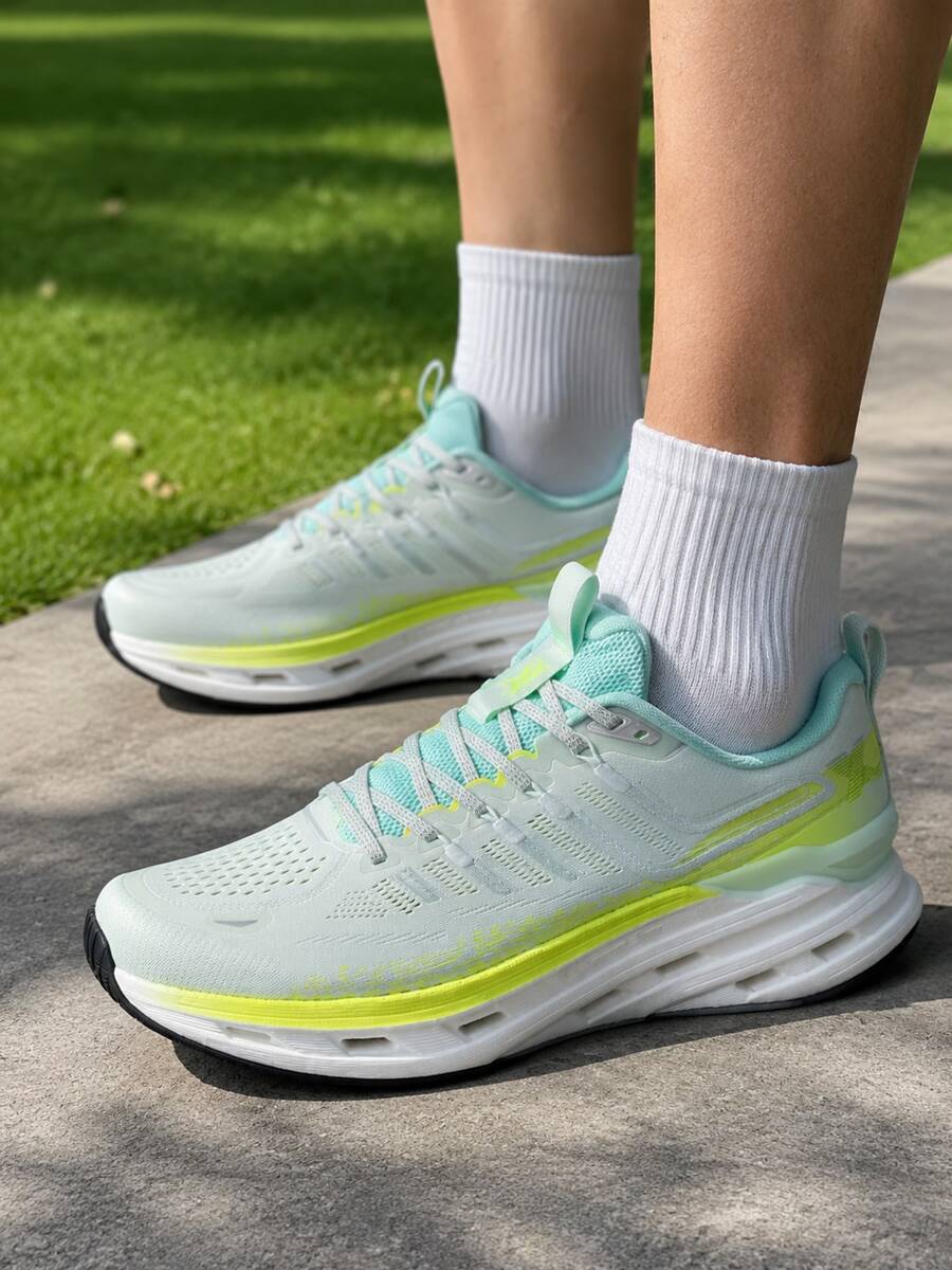 XTEP Men's Running Shoes 13.0 Breathable Training Running Shoes 974219110010 Sprout Green/Fluorescent Lemon Yellow - Sprouting Green/fluorescent Lemon Yellow - View 1