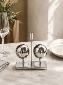 3-Piece Stainless Steel Salt & Pepper Shaker Set With Base, Luxury Round Spherical Seasoning Bottles, Stainless Steel Vertical Spherical Spice Jars, Modern Kitchen & Restaurant Condiment Container Rack, Minimalist Tabletop Decor, BBQ, Party, Saudi National Day - Silver - View 10