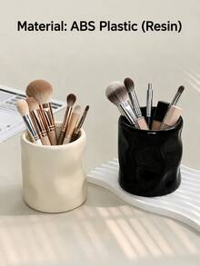 1pc Plastic Makeup Brush Holder, Pleated Pen Holder, Cream Style Desktop Storage Rack, Suitable For Vanity And Office, 5 Colors Available - Polka Dots - View 6