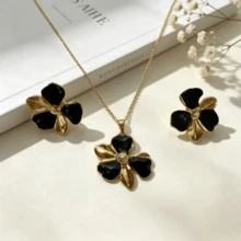 1 Set Vintage Enamel Red & Black Floral Stud Earrings & Necklace, Women's Luxury Jewelry Set - Enamel Red and Black Floral Set - View 11