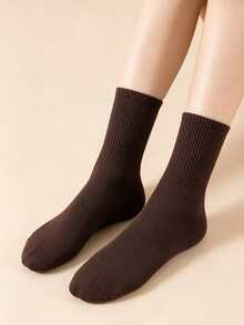 4 Pairs Unisex Solid Color Mid-Calf Socks In Brown, Navy Blue, Festive Red And Fashion Blue, High Elasticity, Comfortable, Breathable, Sweat-Absorbent, Suitable For Commuting And Holidays, All Season Wear - Multicolor - View 8