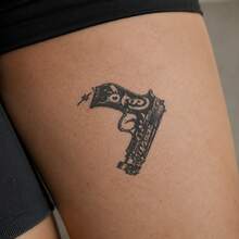 1 pieza Pegatina de tatuaje temporal realista con patrón fresco, impermeable y resistente al roce de PVC para uso diario - Gris - Ver 6