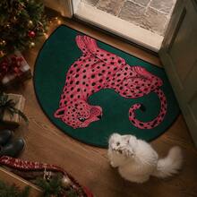 1pc Hot-Selling New Pink Leopard Print Semi-Circle Door Mat, Suitable For Bathtub/Shower/Entrance, Modern Animal Design, Pink Leopard Print, Perfect For Living Room, Bedroom, Kitchen, Bathroom, Patio And Home Decor, Multi-Functional Floor Mat, Carpet, Rug, Carpet Living Room, Carpet For Bedroom, Rug Bedroom, Room Decor, Rugs For Living Room, Washable Rug - Multicolor - View 3