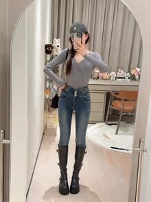 YEAE 女款丹寧水洗藍口袋修身休閒百搭牛仔褲 - 中等水洗藍 - 查看 9