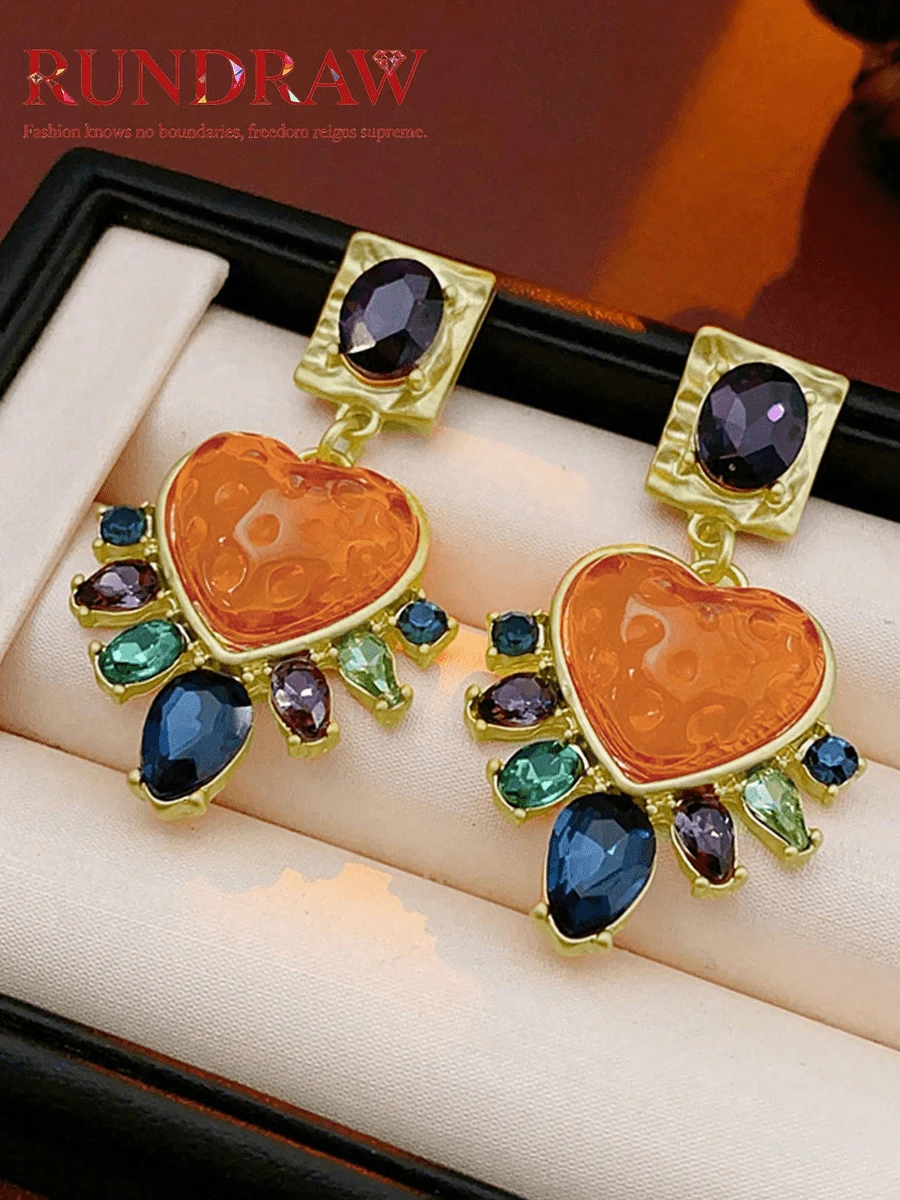 rundraw 2pcs Heart Cubic Zirconia Geometric Square Exaggerated Fashion Metal Multicolor Earrings For Women, Suitable For Party, Banquet, Daily Wear - Multicolor - View 1
