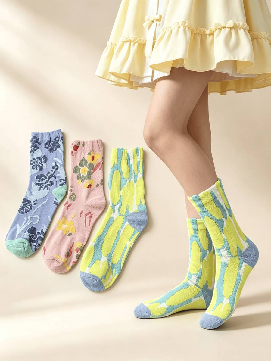 1/3 Pairs Vintage Watercolor Floral Soft Breathable Comfortable Mid-Calf Socks - Multicolor - View 1