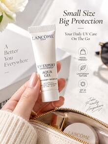 Lancôme White Tube Refreshing Sunscreen 10ml Lightweight Isolating Sunscreen Lotion Travel Sample - 10ml - View 2