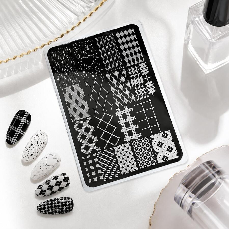 1 pieza Placa de acero para transferencia de arte de uñas de gran formato todo en uno, patrón de líneas blanco y negro, tablero de ajedrez, plantilla de impresión de arte de uñas para principiantes, colección de rombos, tablero de ajedrez, tablero de ajedrez, corazón, estrella y otros múltiples patrones, líneas claras fáciles de transferir, adecuada para el estilo de arte de uñas del viaje diario, registro de visita a la tienda, decoración de las puntas de los dedos, creación y uso compartido de arte de uñas en videos cortos - Multicolor - Ver 1