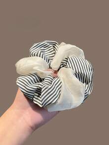 1pc Striped Double-Layer Organza Patchwork Scrunchie, Soft Mesh Fabric, Double-Layer Stitched Craftsmanship, Classic Black And White Striped Design, Minimalist Korean Casual Style, Suitable For Commuting Girls, Perfect For Daily Outings, Shopping, Photography, Fresh And Versatile Hair Tie Hair Scrunchies - Multicolor - View 3