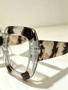 1 Pair Square Oversized Transparent Black Floral Fashion Fashion Glasses, Versatile Style Accessory For Beach, Street Photography, Fashion Outfits, Daily Wear - White With Black Floral Pattern - View 4