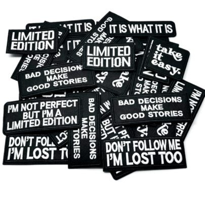 12 piezas/Set Parches bordados con eslogan en blanco y negro, parches de letras termoadhesivos para decoración de ropa