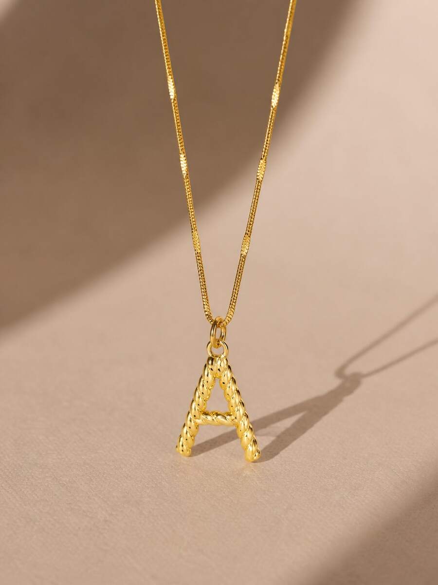 1 Buah Kalung Rantai Ular Stainless Steel Warna Emas, Liontin Inisial Tali Terpilin, Perhiasan Minimalis Elegan yang Dipersonalisasi untuk Sehari-hari & Pesta - Emas - View 1