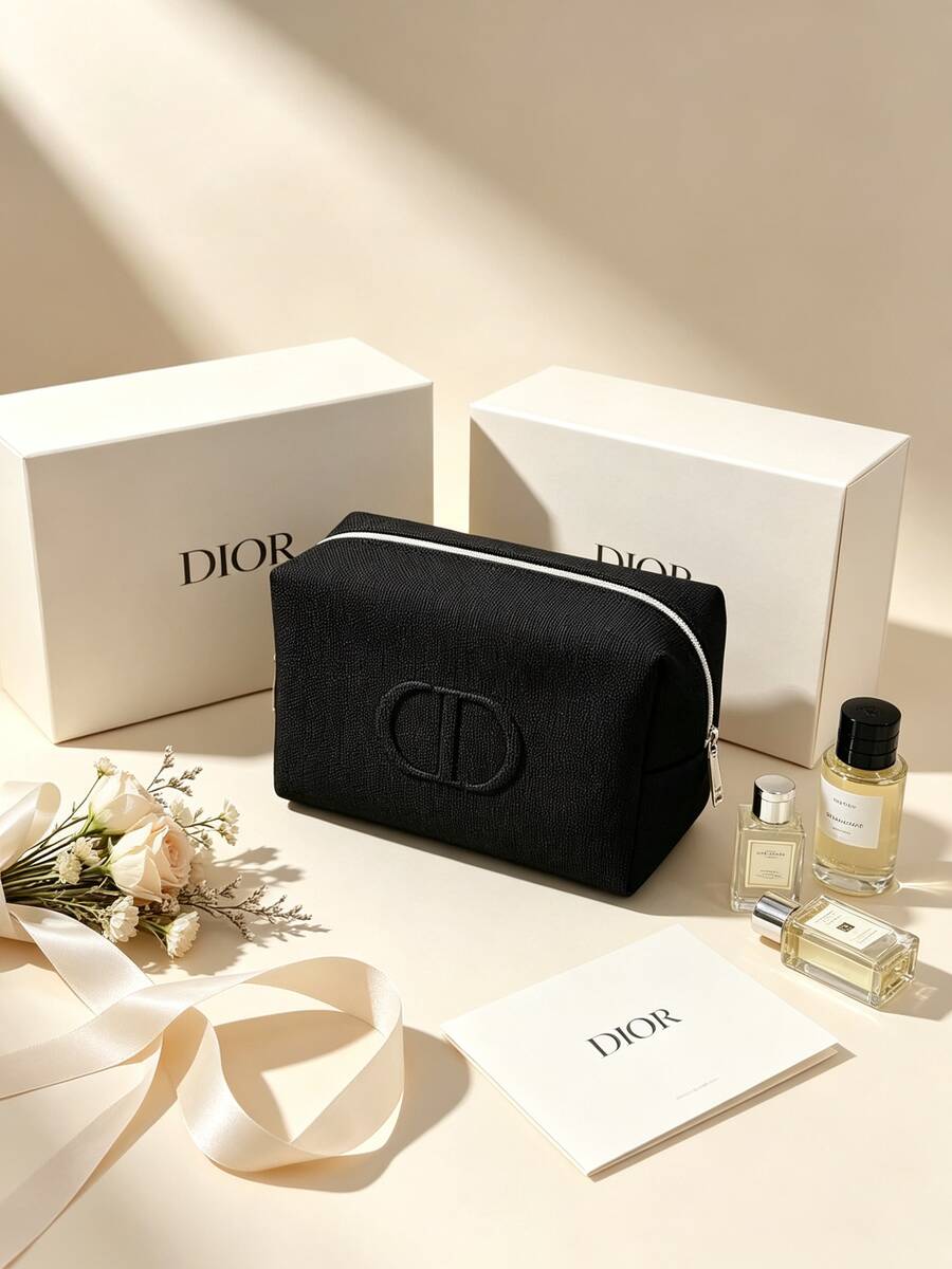 Túi mỹ phẩm Dior CD dập nổi màu đen dạng clutch du lịch cầm tay, túi đựng đồ dưỡng da và trang điểm dung tích lớn - màu đen - Xem 1