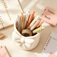 1pc Bowknot Round Pen Holder, 3D Printed Multi-Functional Storage Bucket, Home Storage Desk Stationery Makeup Vanity Storage Makeup Brushes Eyebrow Pencils Lipsticks, Student Storage Stationery Pencils Ballpoint Pens, Multi-Functional Storage Box High-Value Cute Pen Holder, Student Gift, Birthday Gift, Back To School Season Goodies - Round Bow Pen Holder - View 3