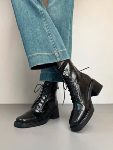 時尚方頭厚底繫帶女款短靴，秋冬新款後拉鍊黑色靴子 - 黑色 - 查看 5