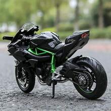 2026-1PC-1:18 Scale Realistic Racing Car Motorcycle Model, Black & Green Contrast Body With Streamlined Fairing, Low-Slung Front And Upturned Tail For Racing Style, Transparent Windshield And Exposed Engine Design For Rich Side Profile, Frame Lines, Wheel Rim Texture, Brake Disc And Exhaust Styling For Mechanical Details, Suitable For Desk, Office Table, Bookshelf And Display Cabinet, Create A Motorcycle Theme Collection Corner, Match Industrial Style Space And Gaming Room Desktop Decor - Multicolor - View 4