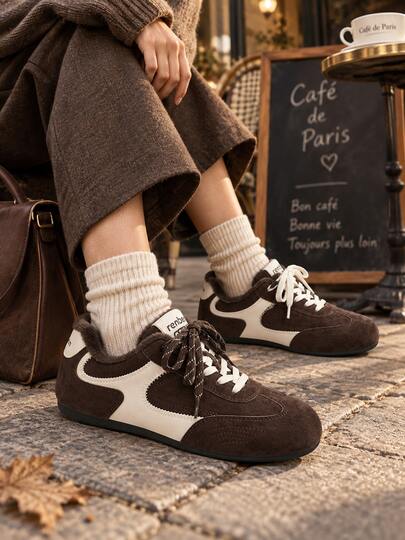 RENBEN Women's Lace-Up Low-Top Casual Skate Shoes Outdoor Flat Shoes Thermal Lining Lightweight Skateboard Inspired Sports Shoes Fashionable Comfortable Canvas Sneakers Thick Sole Street Style Personalized Athletic Shoes Soft Sole Lightweight Bottom