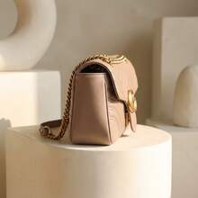 GUCCI 1. Tas Bahu Rantai Quilted Chevron Wanita, Tas Selempang Flap dengan Perangkat Keras Emas Vintage - Merah tua - View 4