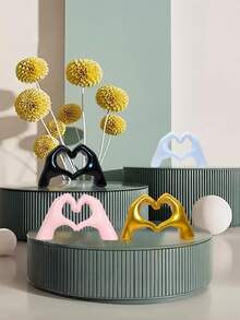 1pc Heart Gesture Decor, Heart Finger Statue Modern Art Sculpture Personalized Finger Home Decor, Creative Wedding Tabletop Decoration - Multi-color - View 4