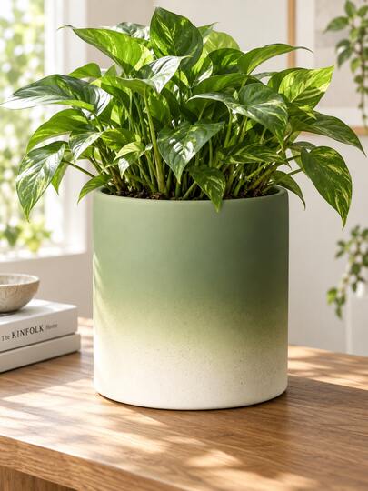 1pc Gradient Green Cylindrical Flower Pot, Nordic Style Desktop Vase For Green Plants And Potted Plants.