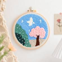 1pc Round Wooden Frame Floral Punch Needle Kit, Pink Background And White Flower Craft Materials For Making A Handmade Botanical Wall Art, Beginner DIY Decor Project For Living Room Or Bedroom, Birthday, Housewarming, Holiday Gift For Friends - Punch Needle Embroidery - View 12