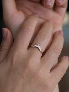 1PC Gold Luxury White Gemstone Ring, Crown Baguette V‑Curve Stackable Ring, Ladies' Exquisite Holiday Party Gift - Yellow Gold - View 7