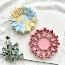 Multi-Theme Large Tray Soft Clay Cutter Set, Snowflake, Flower, Sunflower, Fish, Fruit, Architecture, Cupcake, Leaf Shaped Tray Molds, Compatible With Polymer Clay, For Making Rings, Earrings, Small Jewelry Storage Trays, DIY Handmade Decoration Ornaments, Photography Props, Creative Crafting Tools - Oversized Polymer Clay Cutter - View 5