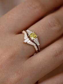 1pc 18K Gold Plated Crown V-Shape Rectangular Zirconia Ring, Elegant Claw Set Stackable Personalized Ring, Women Girls Daily Party Holiday Gift - Yellow Gold - View 3