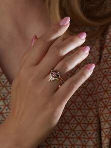 1PC Gold Luxury White Gemstone Ring,Rectangular Curved Trapezoidal Stackable Ring, Ladies' Exquisite Holiday Party Gift - Yellow Gold - View 5