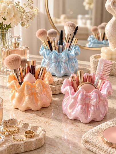 1pc Ruffle Bow Makeup Brush Holder, Cute Macaron Color Cosmetic Organizer Cup, Suitable For Vanity Tabletop, Can Store Makeup Brushes, Lipsticks, Eyeliner Pencils And Beauty Tools, Bedroom Bathroom Countertop Storage, Vanity Room Decor, Gift For Women And Girls