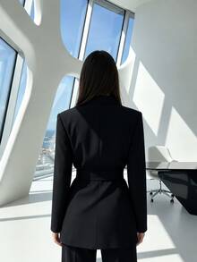 New Autumn Black Blazer With Button Belt Waist, 1pc Elegant Notch Lapel Padded Shoulder Mid-Length Commuter Suit, Crisp Woven Fabric Fitted Cut Professional Style Long Sleeve Small Blazer, Suitable For Commuting, Dating, Daily Wear And Party - Black - View 3