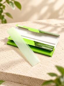 1 Pack 32 Sheets Extra Large Green Rolling Papers With 32 Filter Tips, Ultra Thin Slim Booklet Design, Smooth Burning Smoking Accessories - Multicolor - View 2