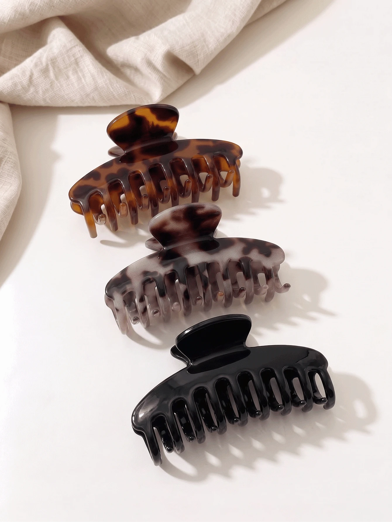 1/3 Pcs Large Tortoise Shell Hair Claw Clips,Finish Acetate Hair Clamps,Non-Slip Strong Hold,Stylish Leopard Print Hair Accessories For Women & Girls - Multicolor - View 1