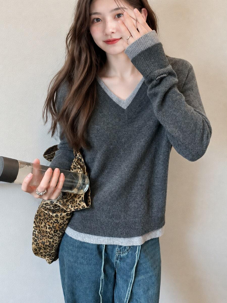 Alicedudu Women's Autumn/Winter V-Neck Pullover Sweater, Minimalist Design With 2 In 1 Look - Dark Grey - View 1
