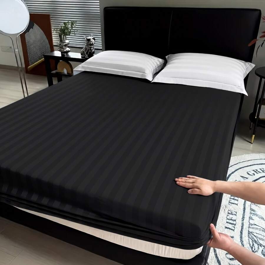 Beyoung Fitted Sheets - Black - View 1