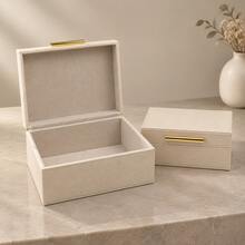 1 Set Faux Leather Stitched Large Capacity Jewelry Storage Box, Modern Home Jewelry Storage Box, Elegant Artificial Leather Storage Box, Room Decor Box, Modern Jewelry Storage Box With Gold Clasp, Suitable For Vanity And Home Decor - White - View 3